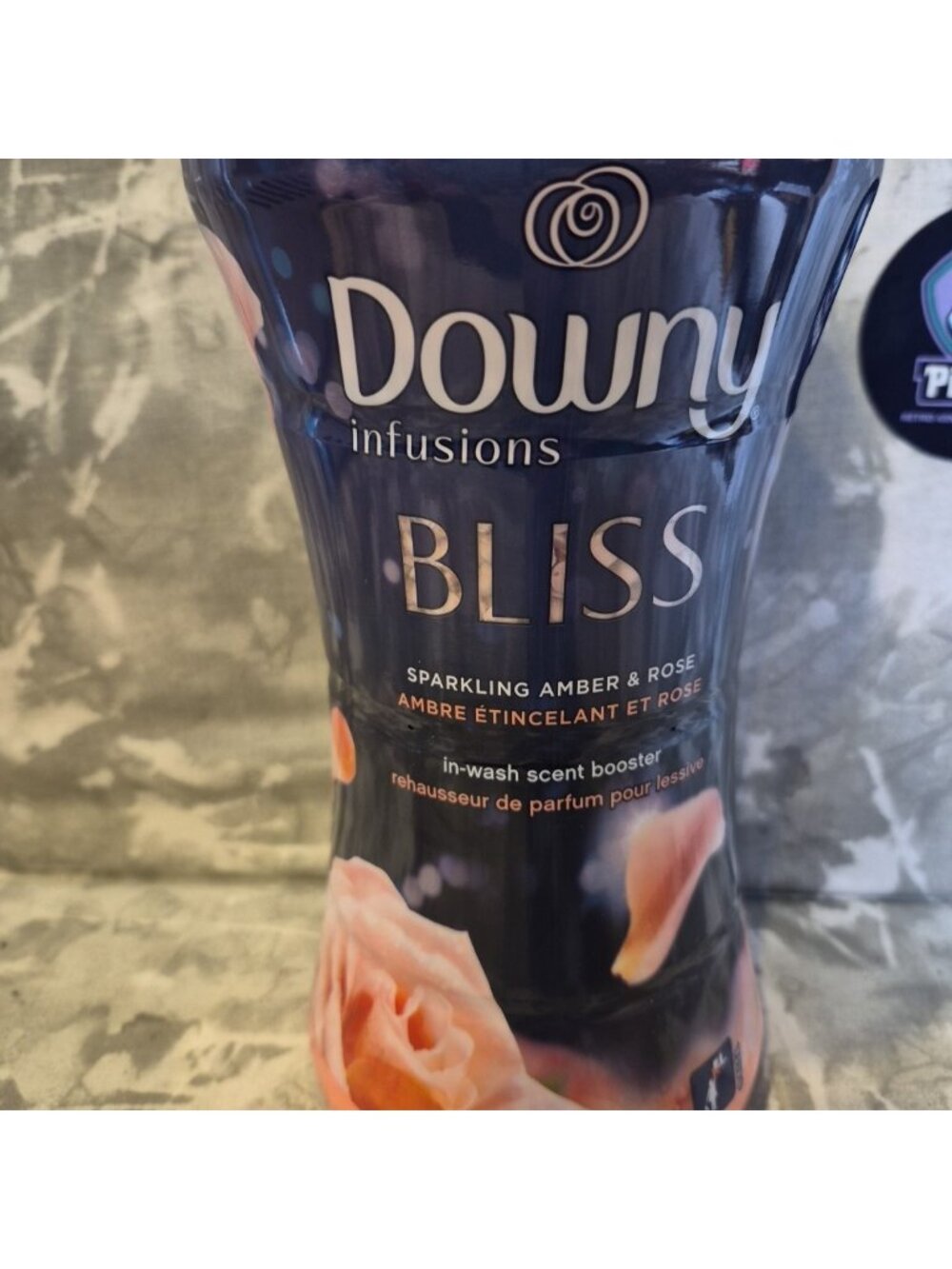 Downy Infusions Bliss Sparkling Amber & Rose Scent Booster Beads~24 Oz 1.5 Lb - Picture 2 of 7